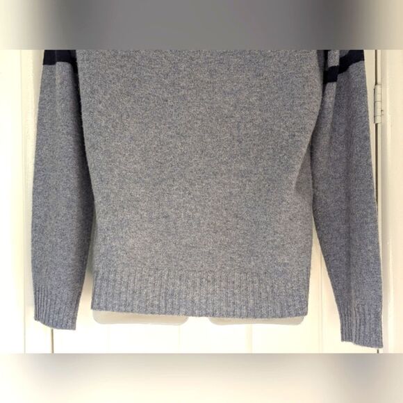 Bloomingdale's Sweater M Preppy Light Academia Cozy Layer Coastal Minimalist - Picture 5 of 11
